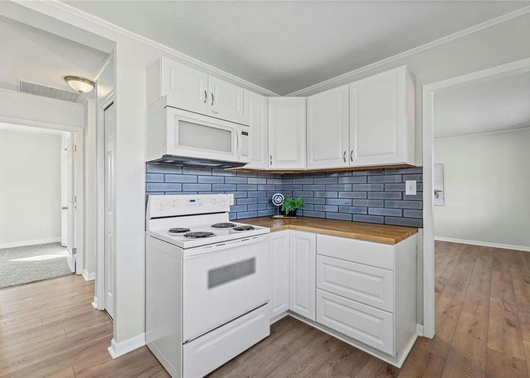 11405 E 51st Street — photo 11