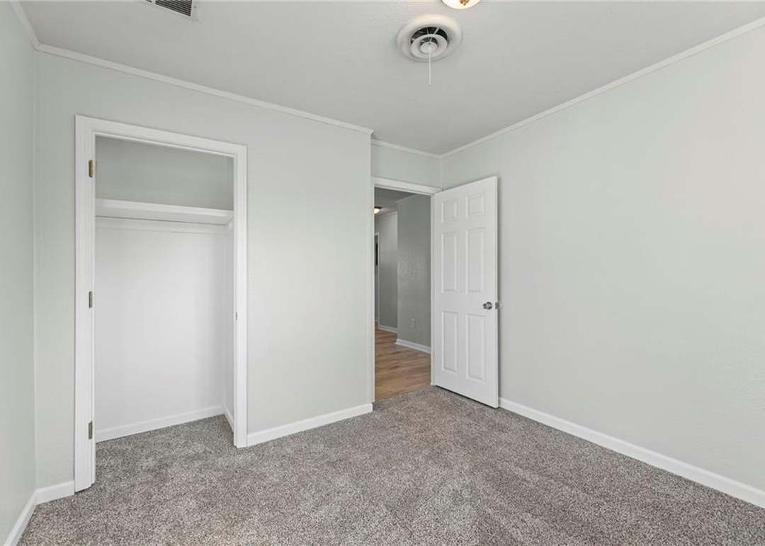 11405 E 51st Street — photo 15