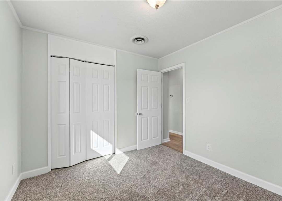 11405 E 51st Street — photo 18