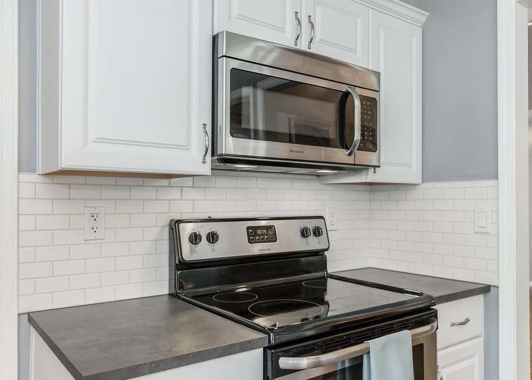 11408 W 77th Street — photo 14