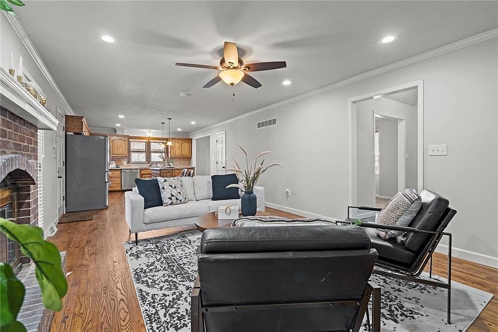 11417 W 72nd Terrace — photo 9