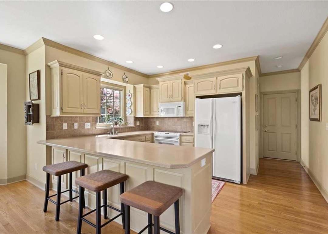 11506 W 143rd Terrace — photo 20