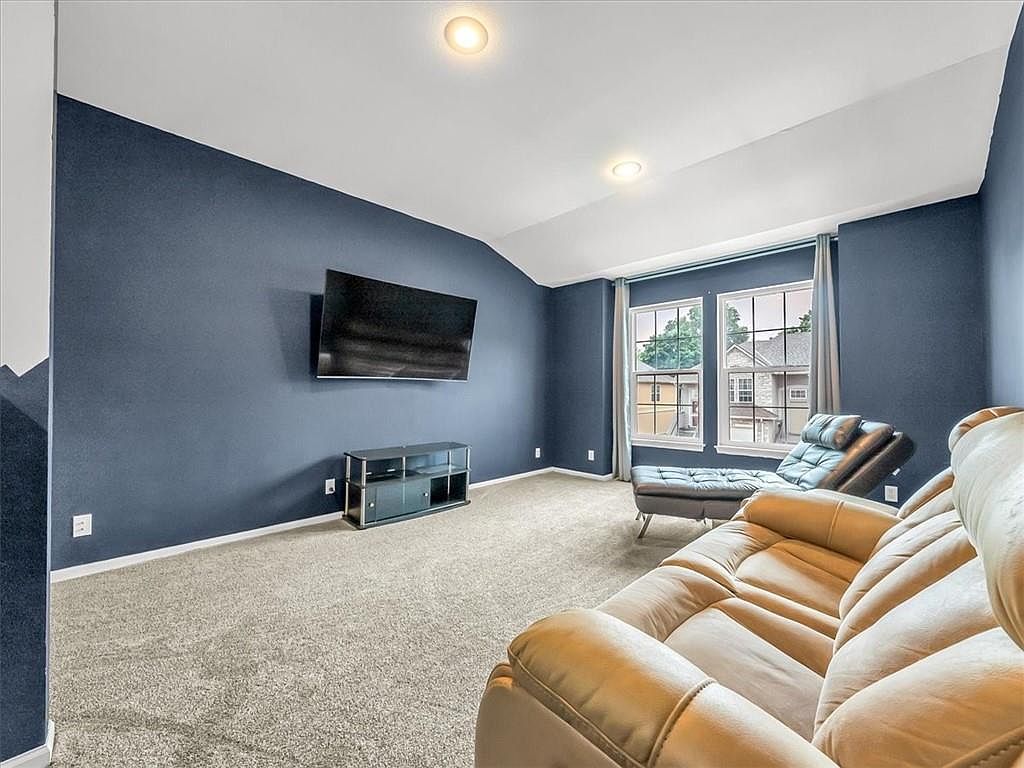 1151 N Martway Drive — photo 5