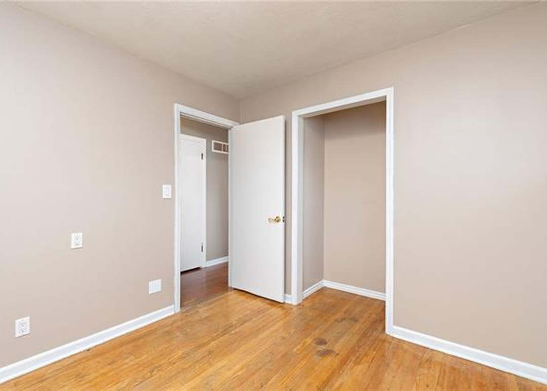11604 E 39th Street S — photo 21