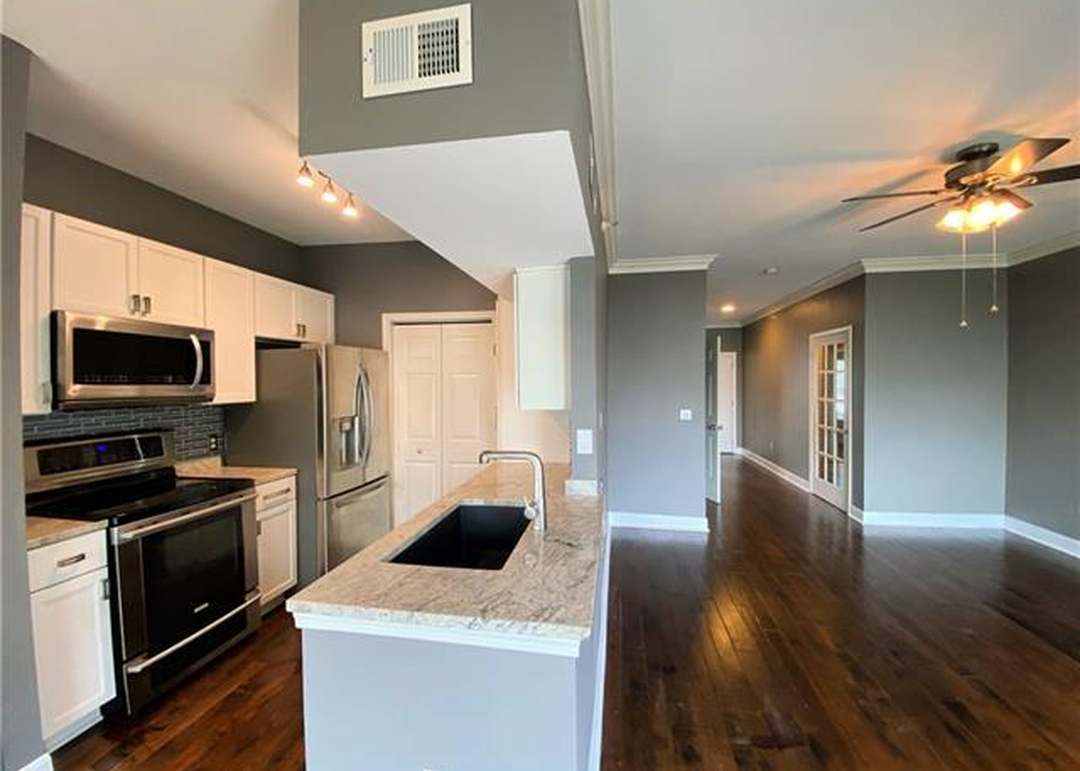 11605 Tomahawk Creek Parkway — photo 7