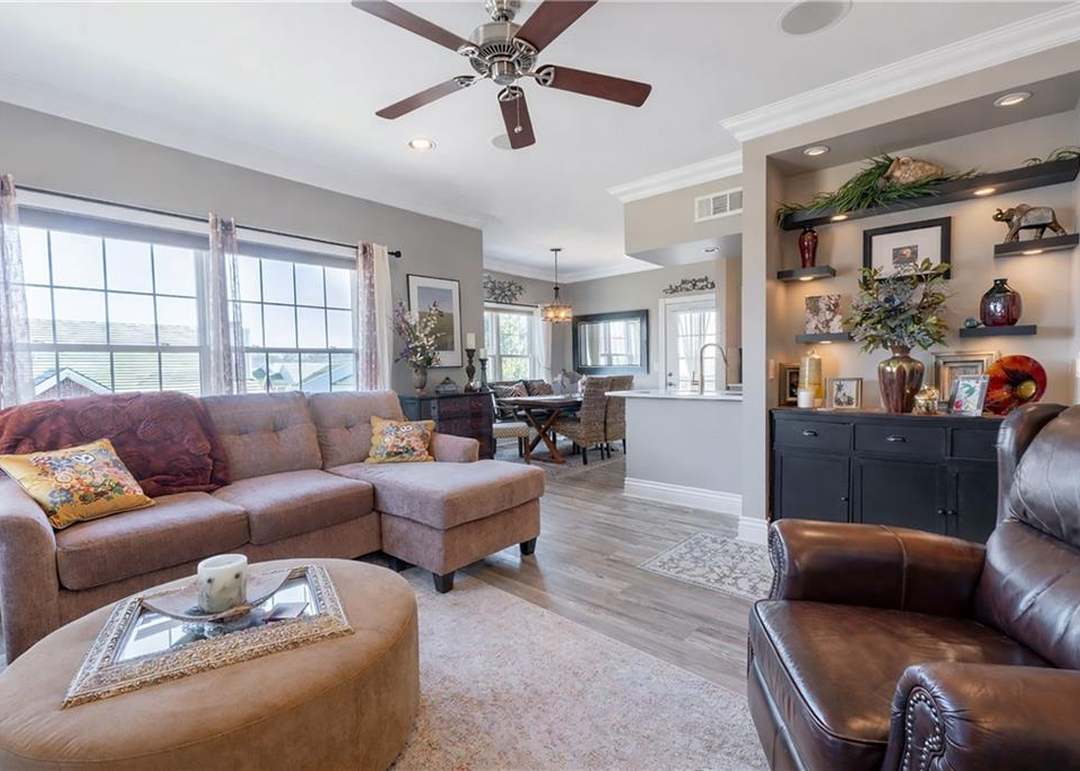 11615 Tomahawk Creek Parkway — photo 10