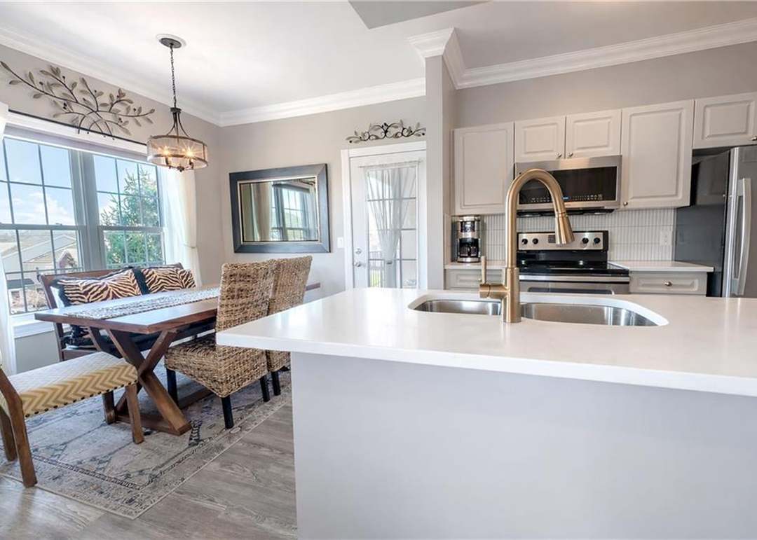 11615 Tomahawk Creek Parkway — photo 11