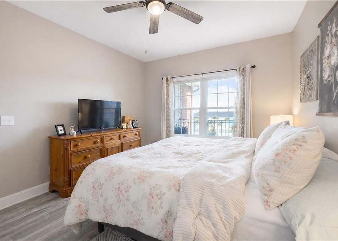11615 Tomahawk Creek Parkway — photo 20