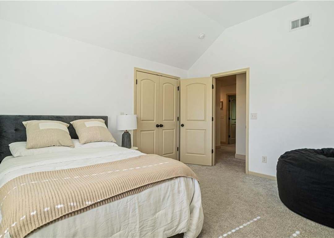 11630 S Gleason Road — photo 32