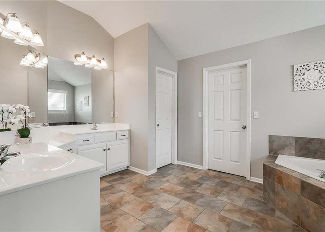 11657 S Marion Street — photo 11