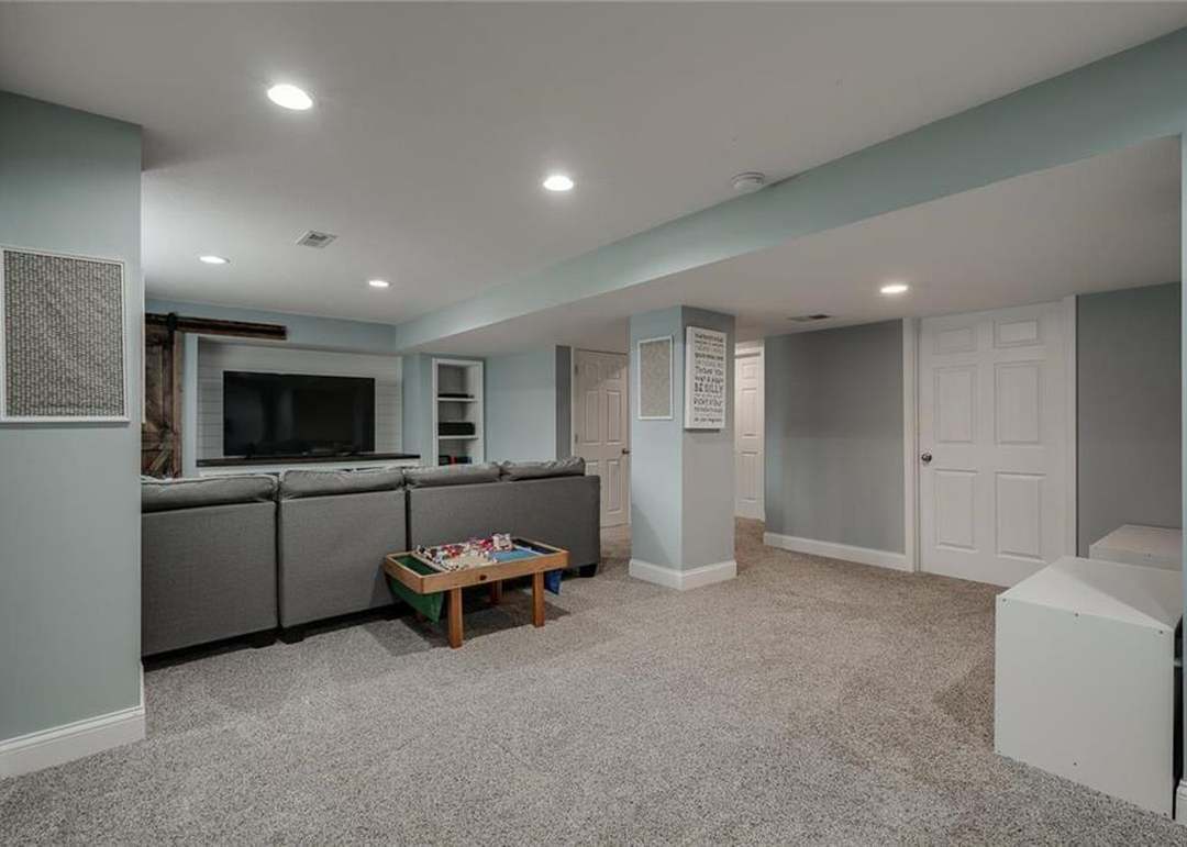 11657 S Marion Street — photo 14