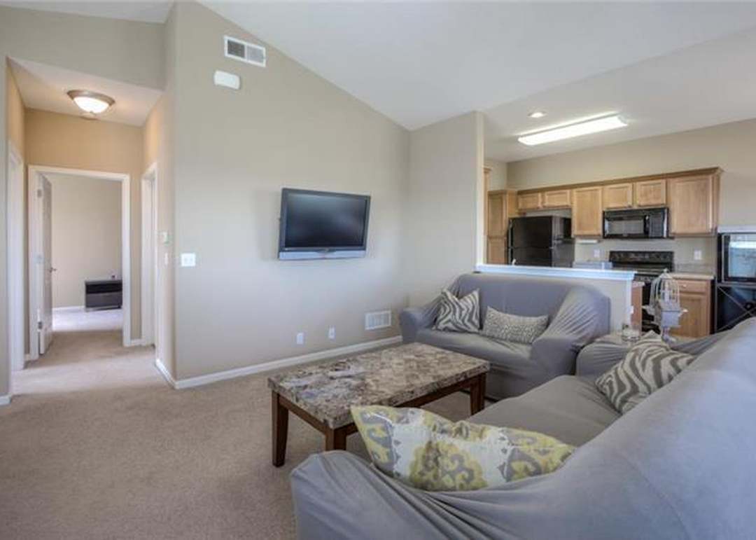 11671 S Roundtree Street — photo 2