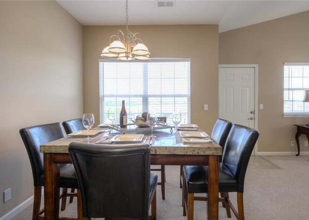 11671 S Roundtree Street — photo 5