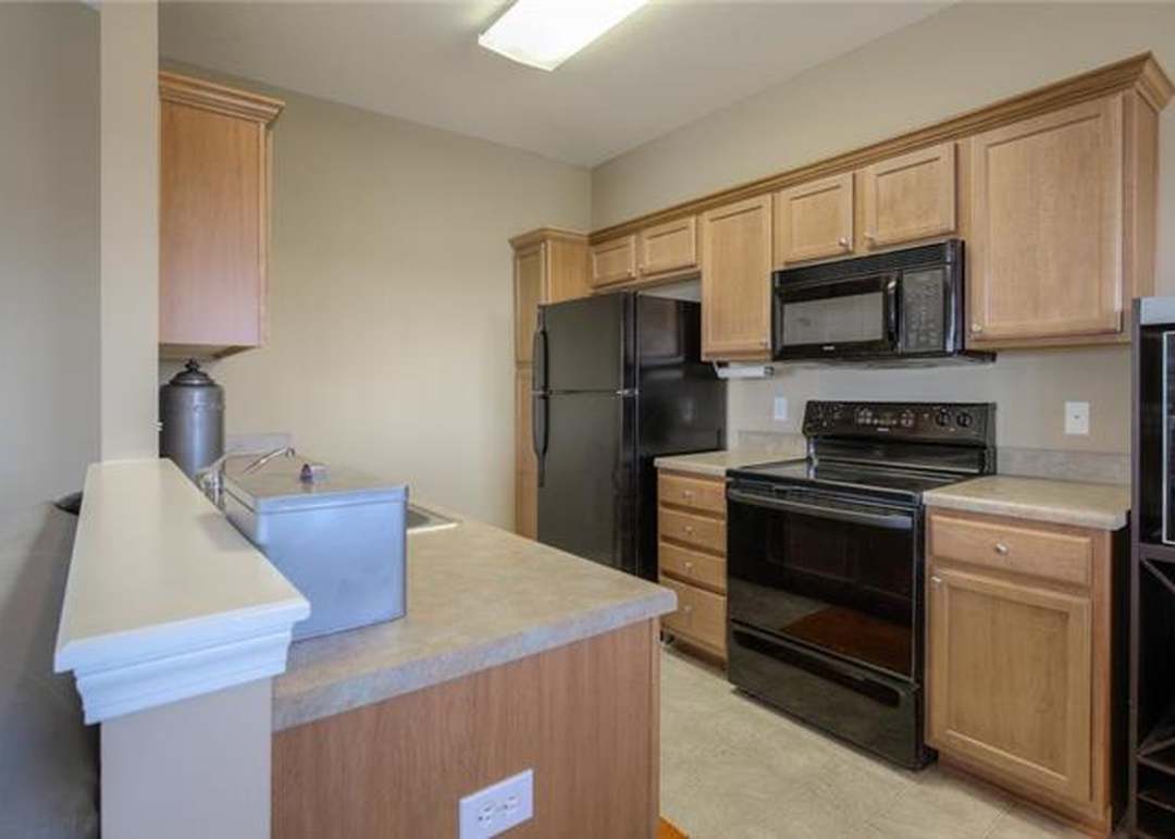 11671 S Roundtree Street — photo 6