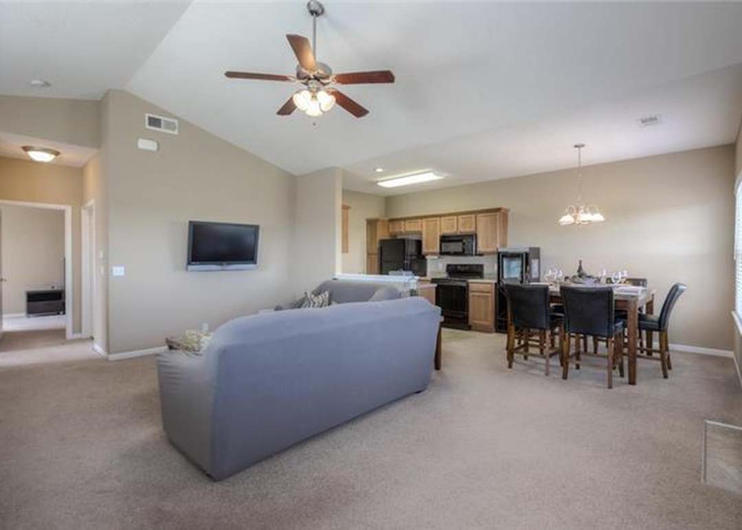 11671 S Roundtree Street — photo 9