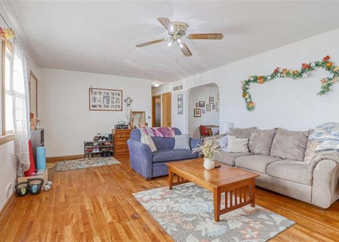 11700 Lawndale Avenue — photo 12