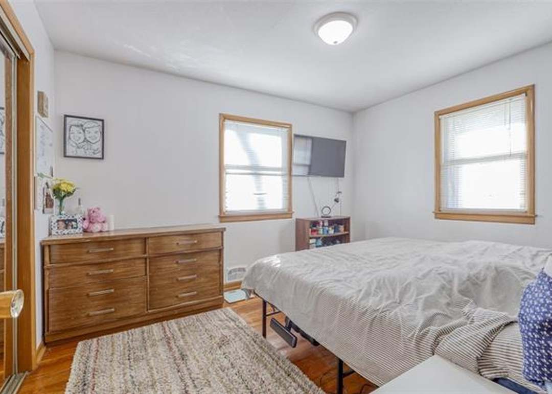 11700 Lawndale Avenue — photo 16