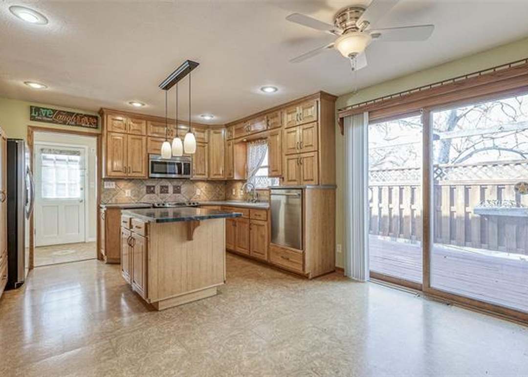 11723 W 109 Circle — photo 18