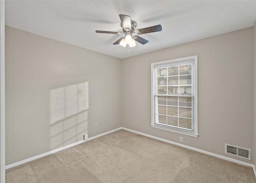 11800 E 77TH Street — photo 14