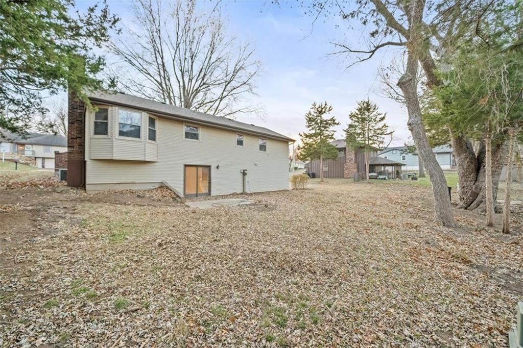 11800 E 77TH Street — photo 23