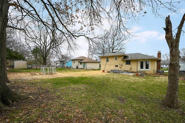 11801 Beacon Avenue — photo 19
