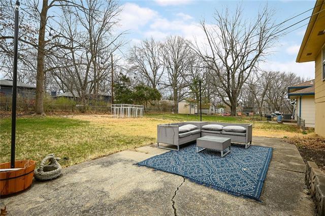 11801 Beacon Avenue — photo 20