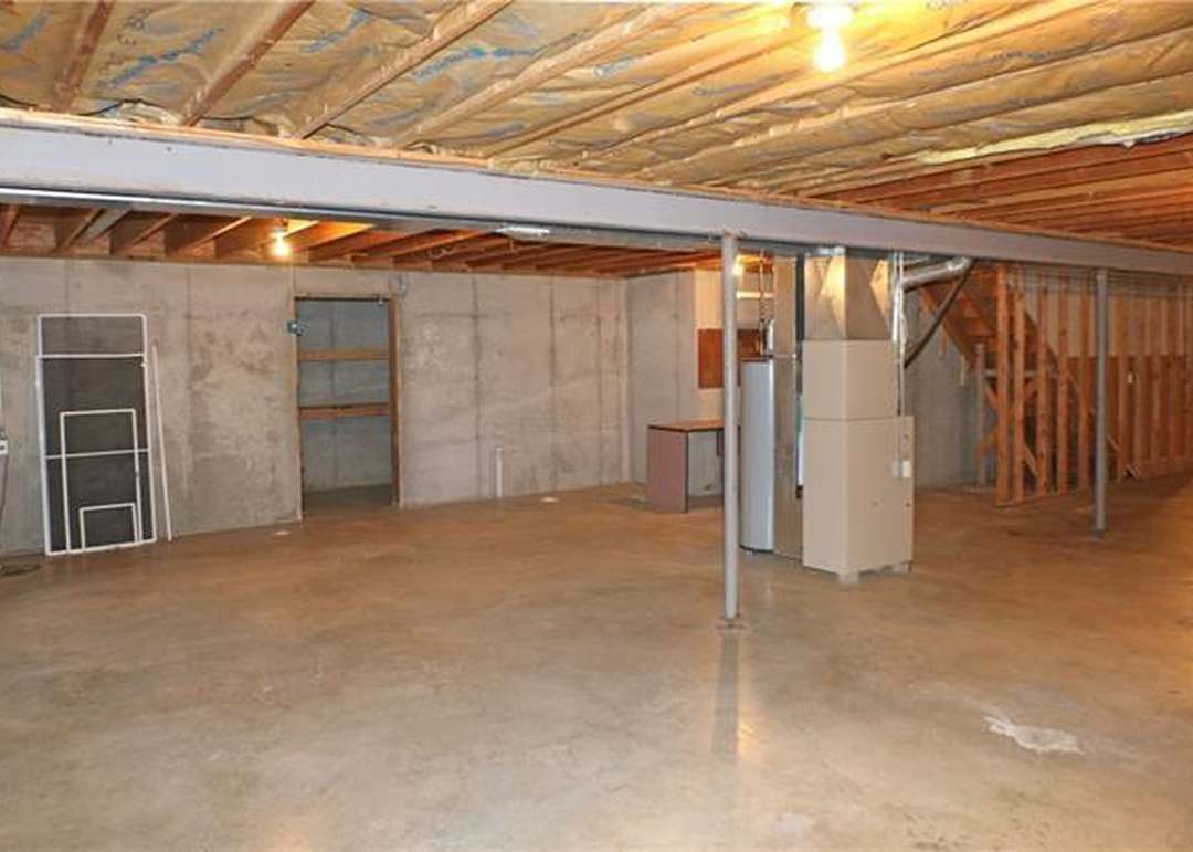 11902 E 213th Court — photo 32