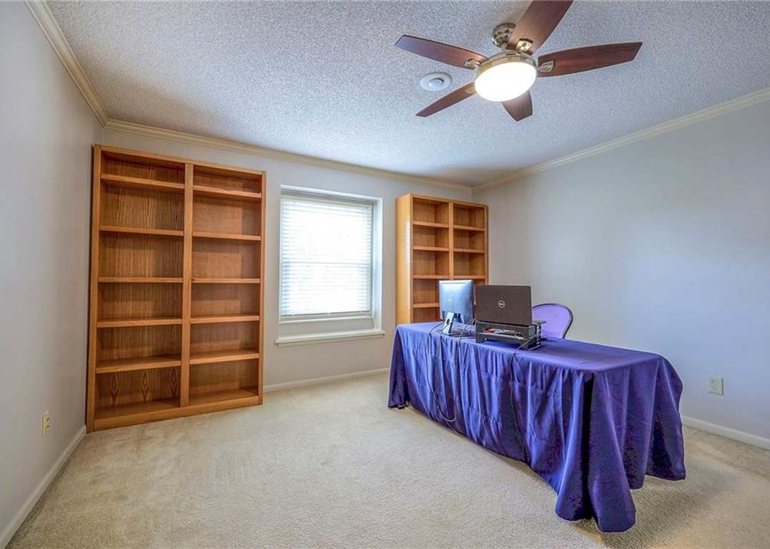 11906 England Street — photo 5