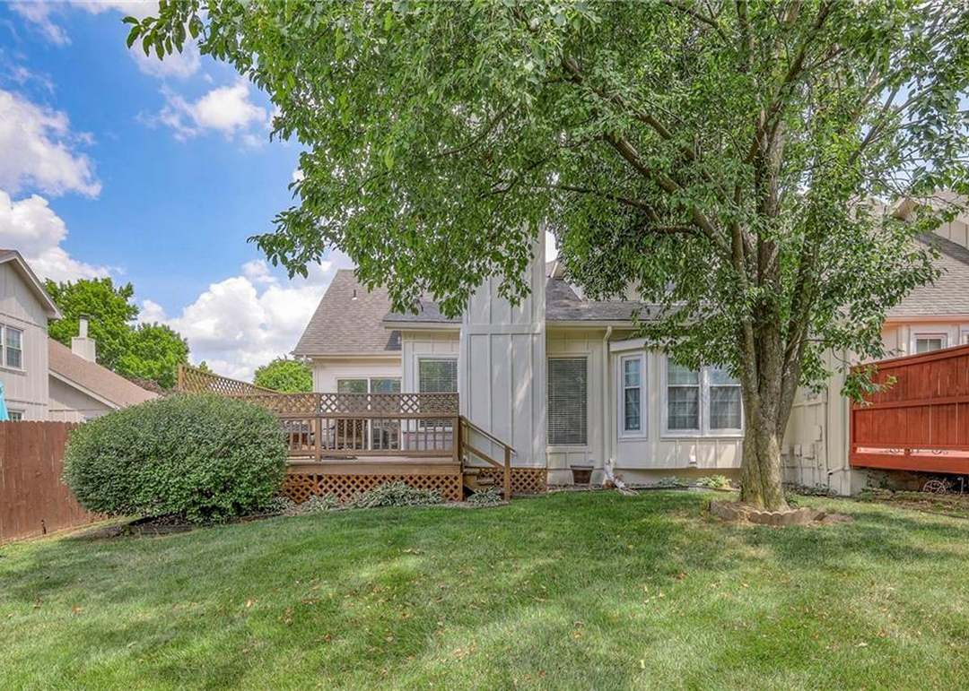 11906 England Street — photo 24