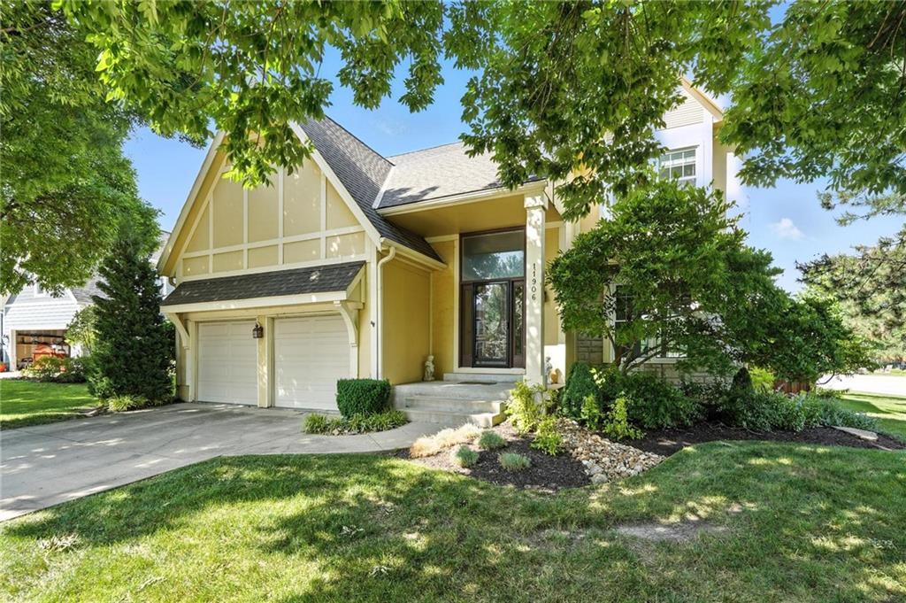11906 S Rene Street, Olathe, KS