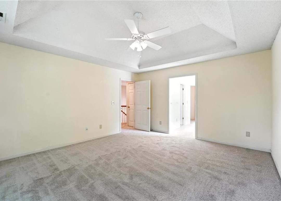 11906 S Rene Street — photo 28