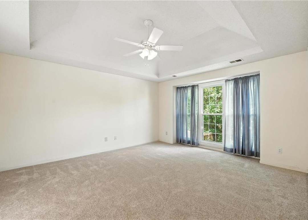 11906 S Rene Street — photo 30