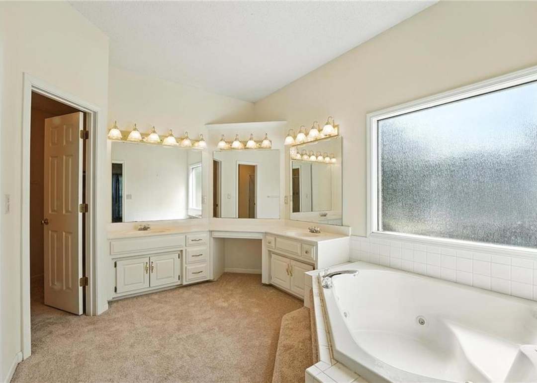 11906 S Rene Street — photo 31