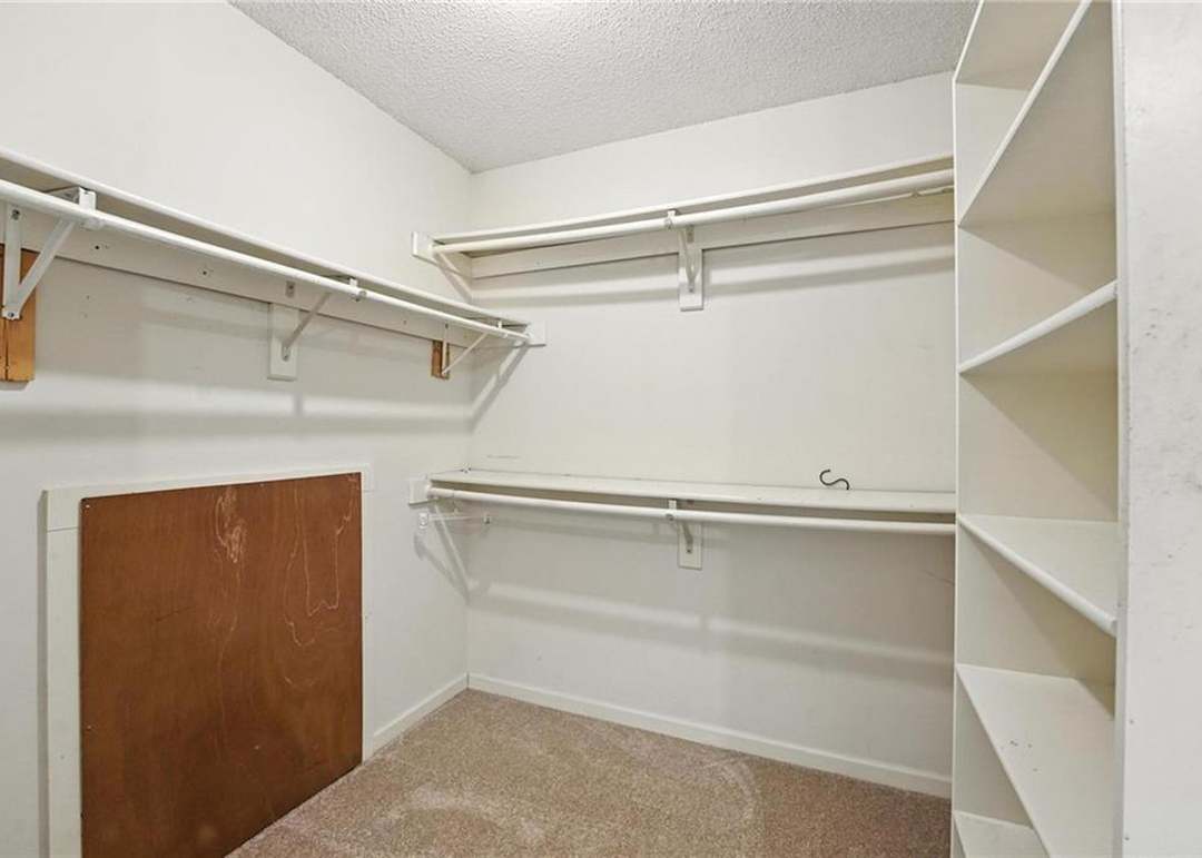11906 S Rene Street — photo 35