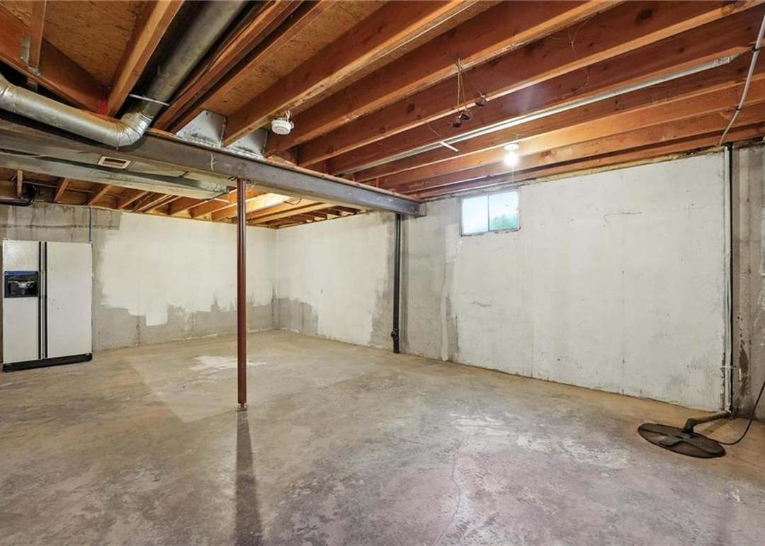 11906 S Rene Street — photo 37