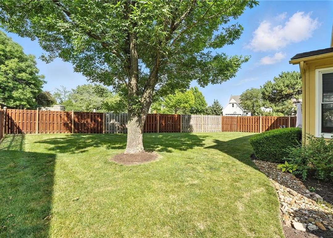 11906 S Rene Street — photo 42