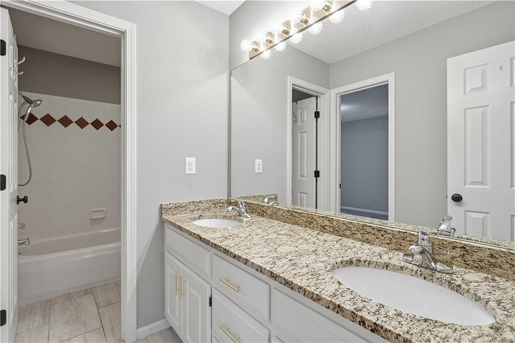 11909 W 131st Street — photo 32