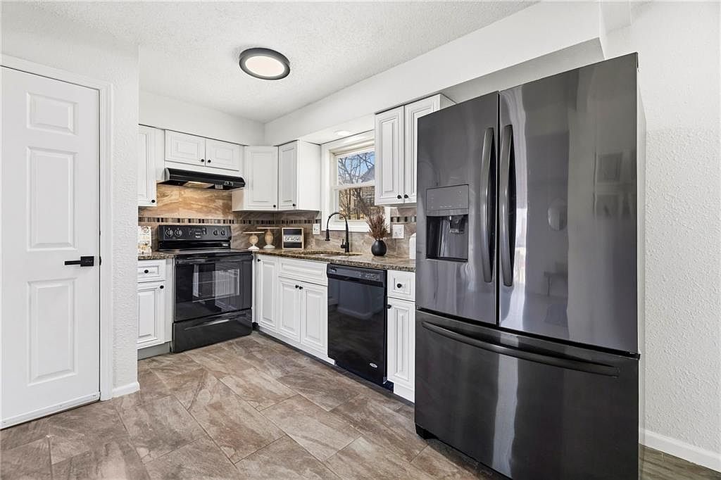 11912 W 49th Street — photo 7