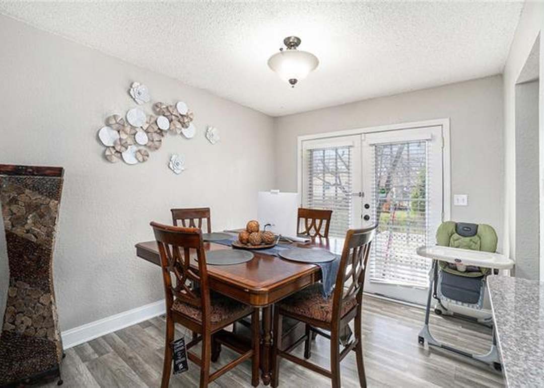 11926 Armitage Drive — photo 11