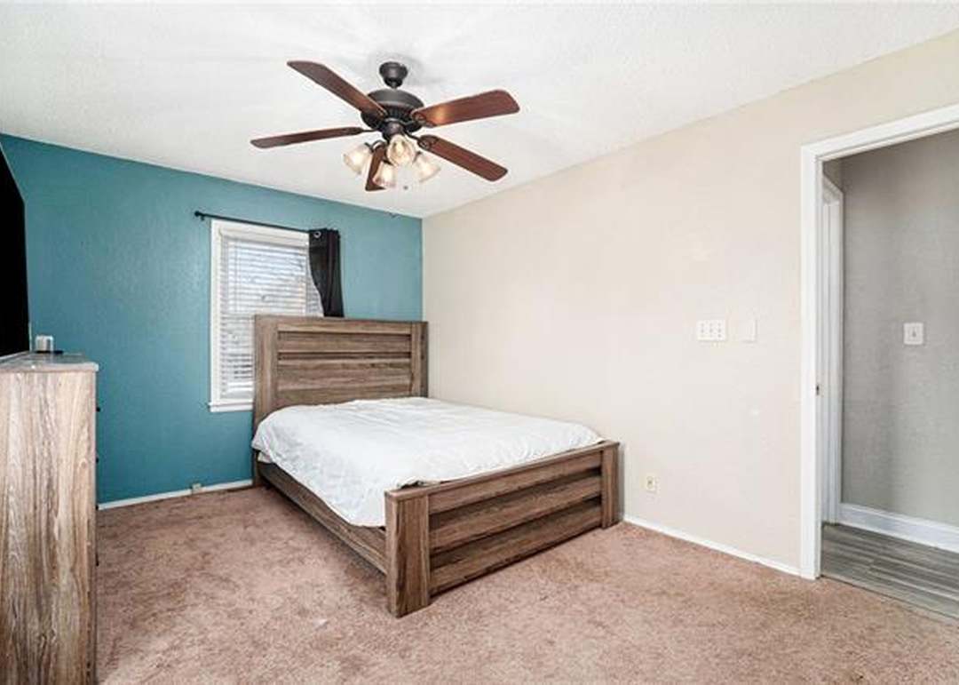 11926 Armitage Drive — photo 15