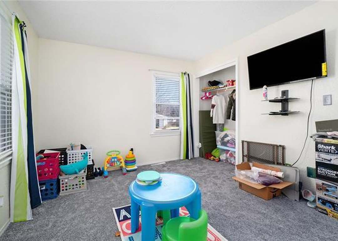 11926 Armitage Drive — photo 17