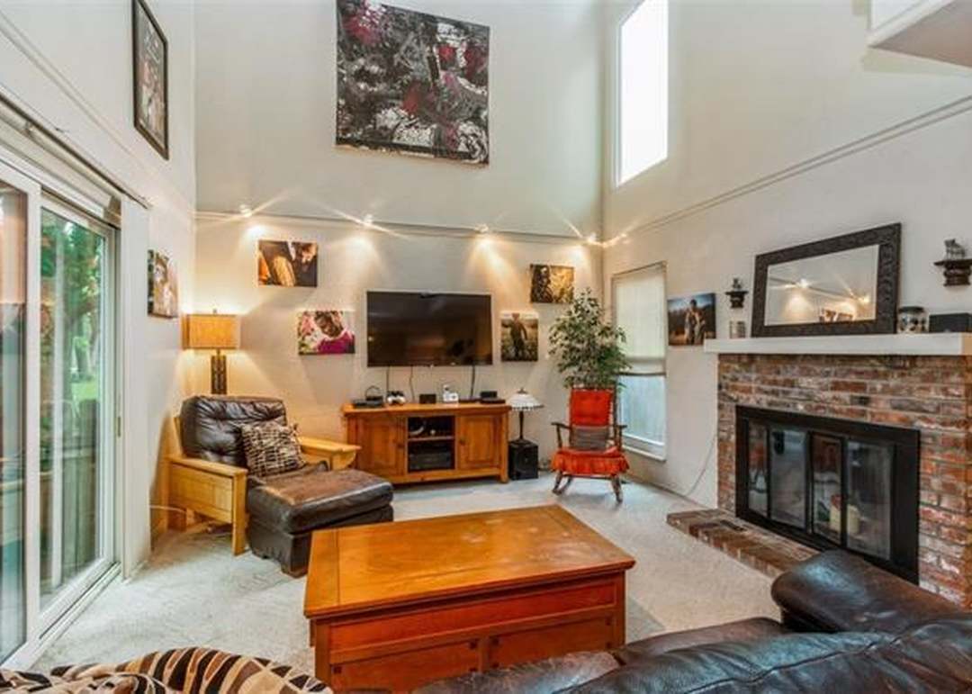 11941 W 66th Street — photo 9