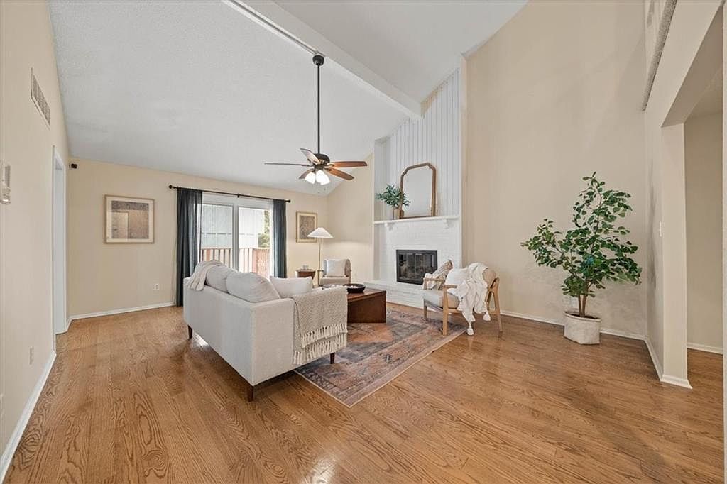 11961 W 66th Street — photo 5