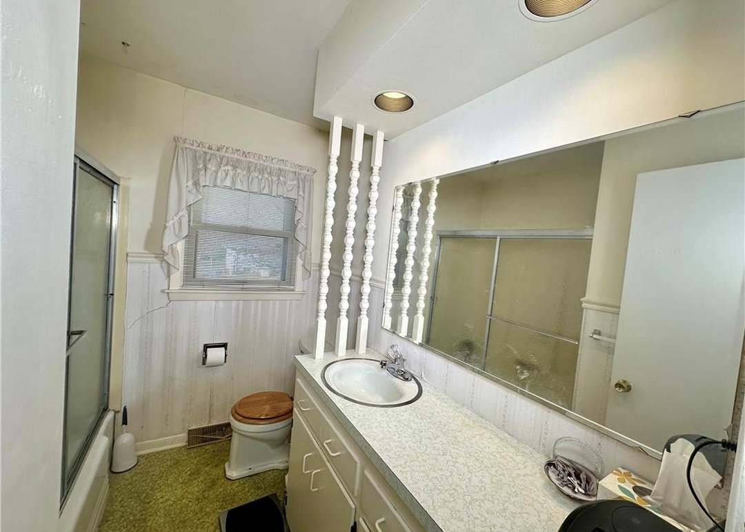 120 Hawthorne Drive — photo 17
