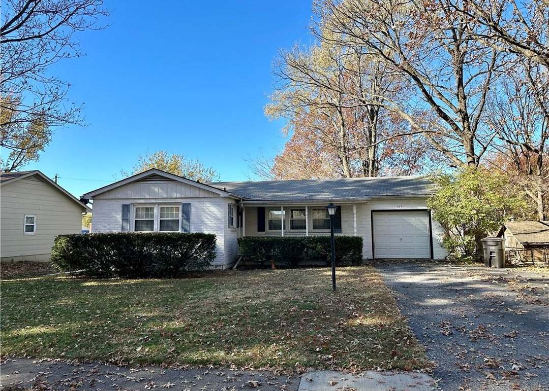 120 Hawthorne Drive — photo 21