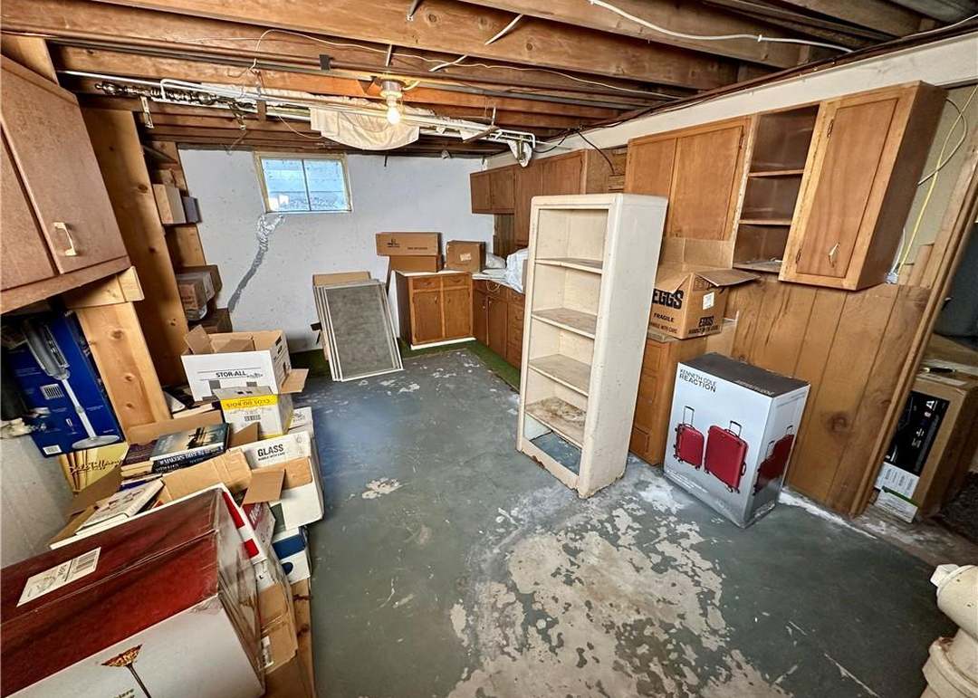 120 Hawthorne Drive — photo 35