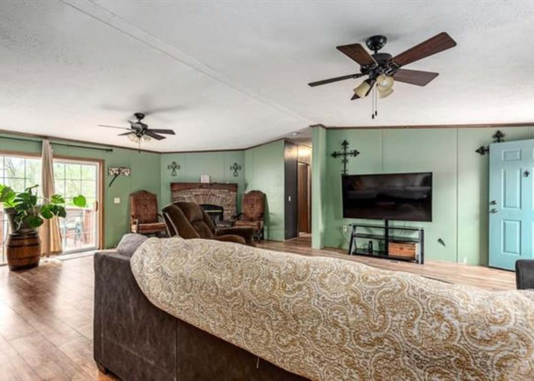 1204 Sycamore Street — photo 4