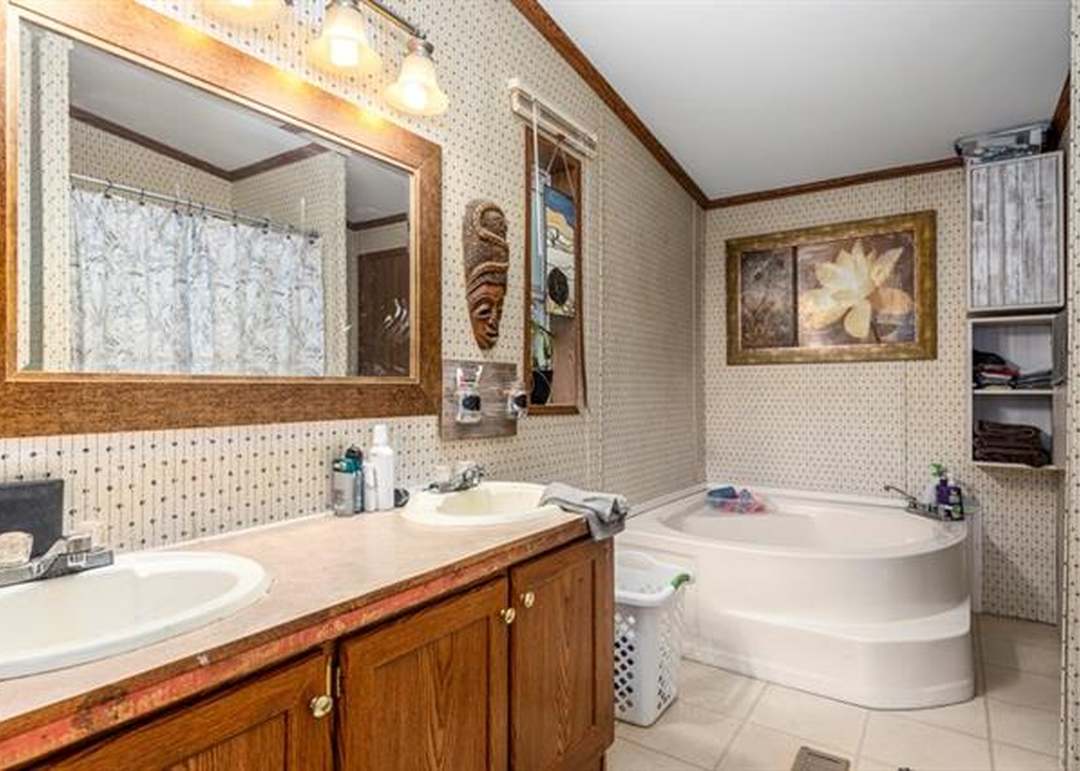 1204 Sycamore Street — photo 21