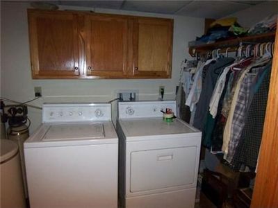1208 E Sleepyhollow Drive — photo 16