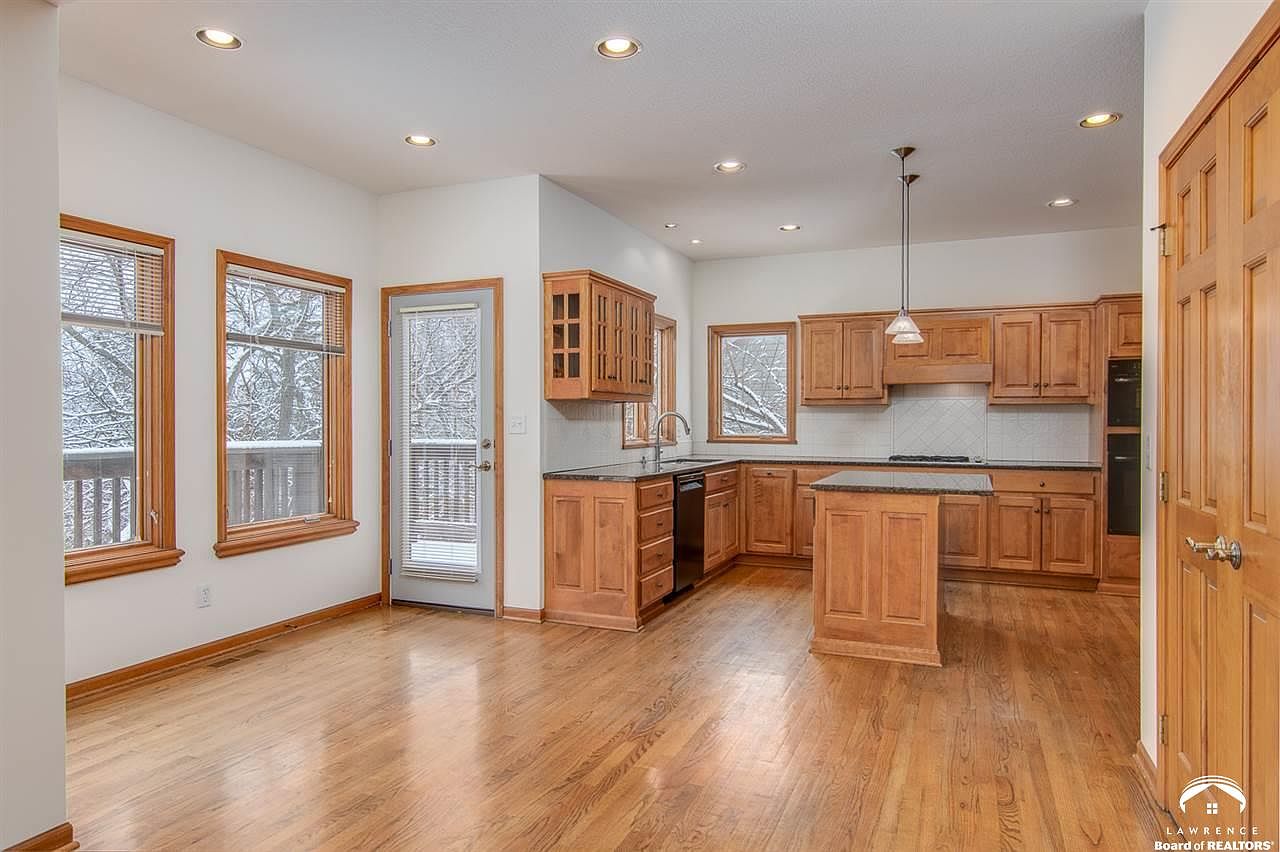 1208 Parkside Rd — photo 13